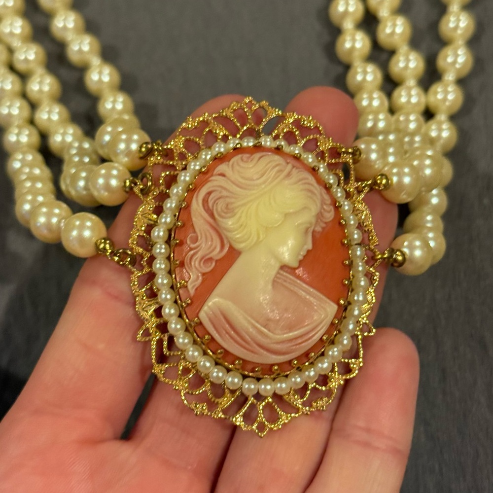 RARE Miriam Haskell Cameo Necklace - Picture 4 of 16